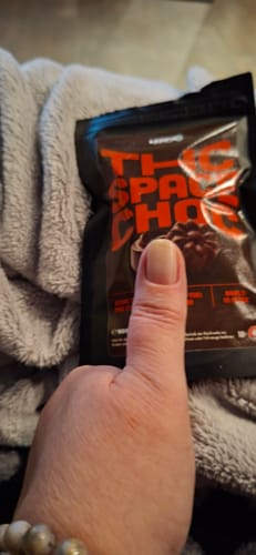Kundenbewertung mit Foto zu THC Schokolade - SpaceChoc 200mg