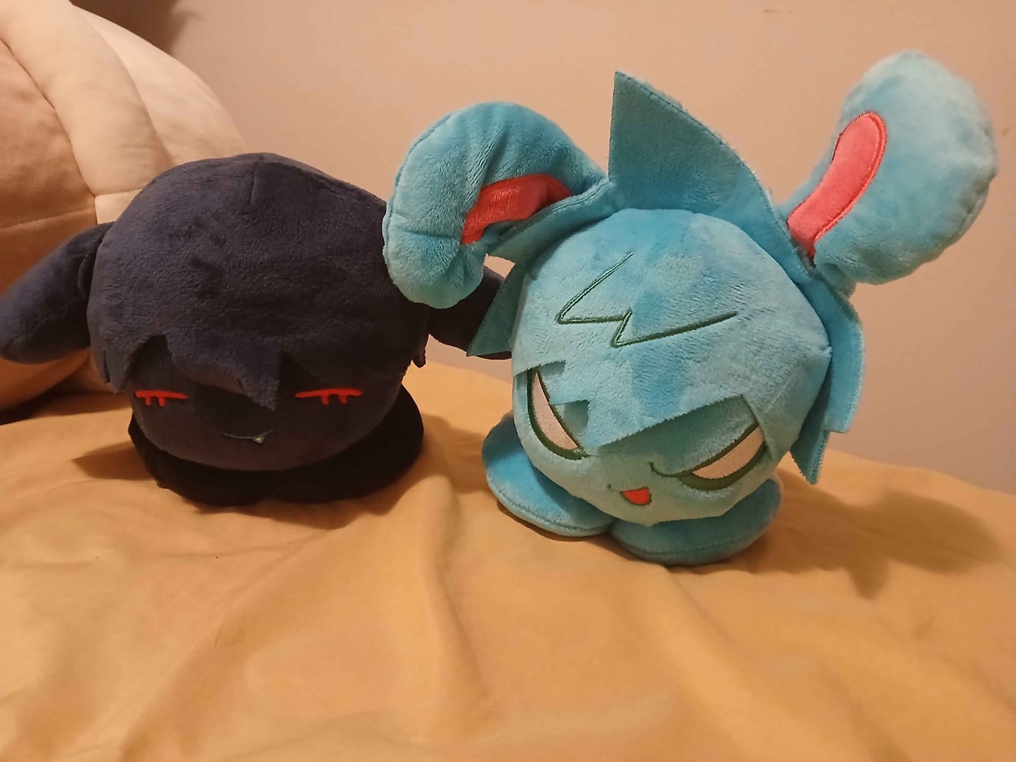 Customer photo review of Alien Stage Rabbit Series Plush Doll