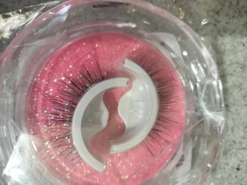 Customer photo review of Phansta™ Self-Adhesive Eyelash Extensions
