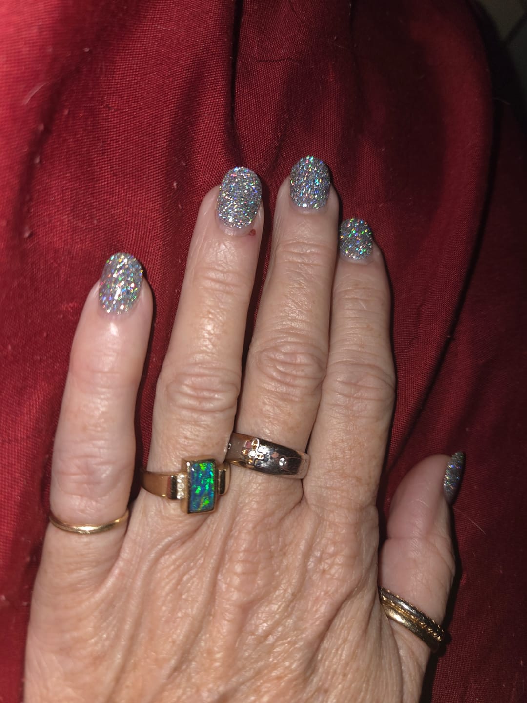 Customer photo review of FREE Today: Modern Style Two-tone Gold Cross Alloy Ring-With God All Things Are Possible