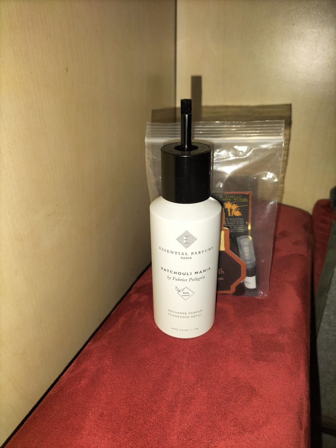 Customer photo review of ESSENTIAL PARFUMS - PATCHOULI MANIA