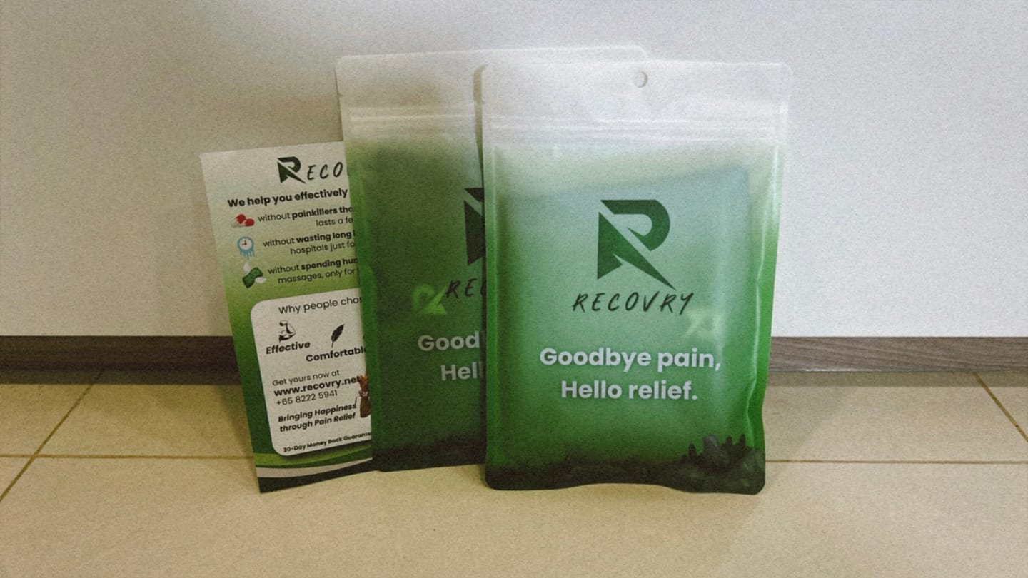 Customer photo review of Recovry™ V2 Kneesleeve