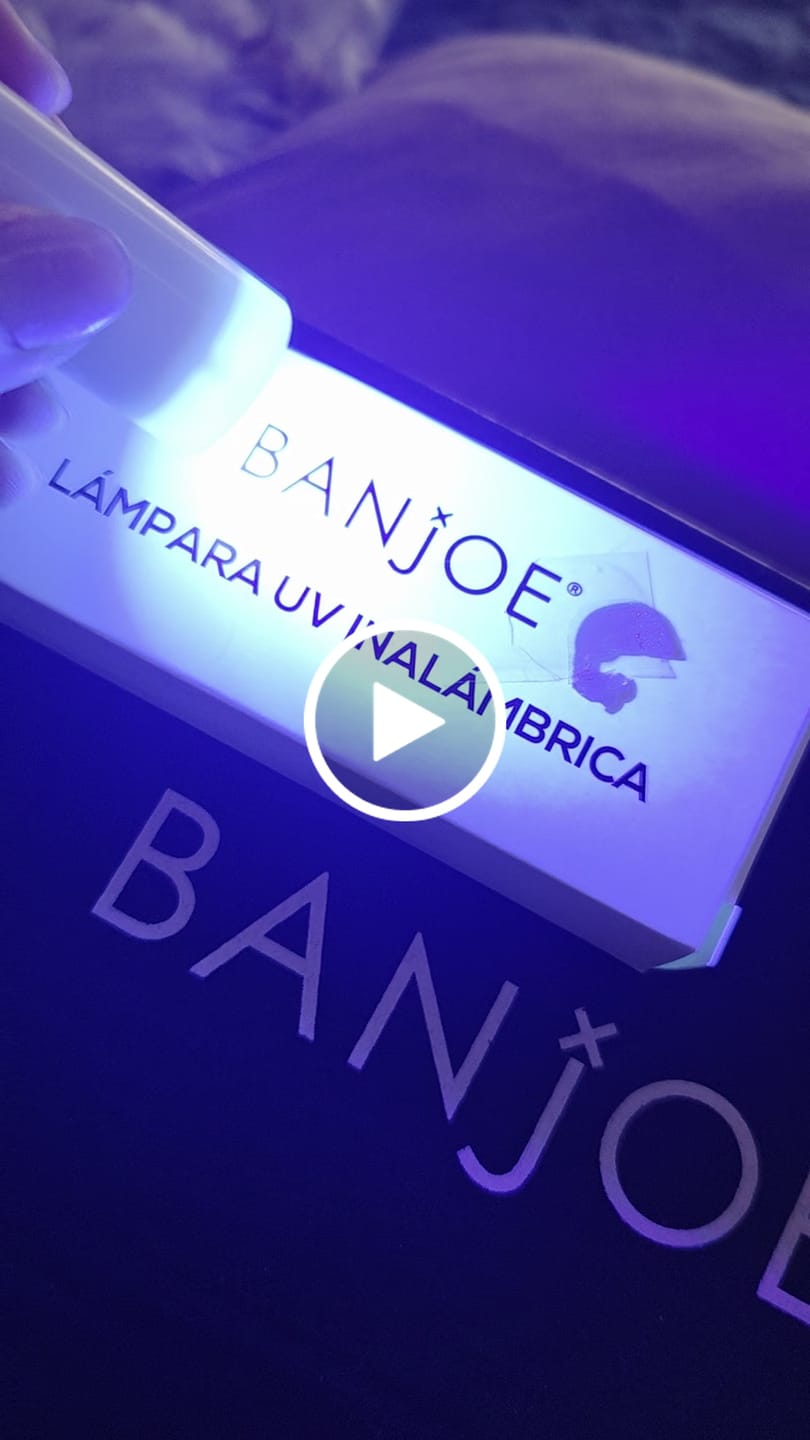 Customer video review of Lámpara Inalámbrica UV LED