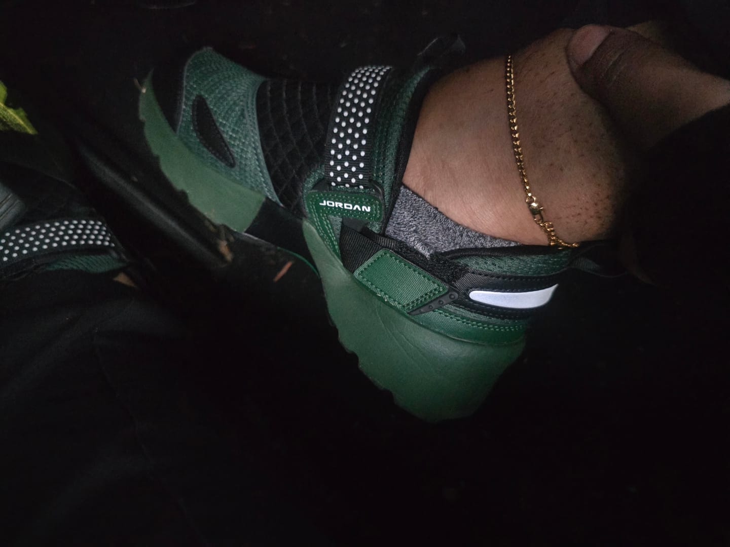 Customer photo review of Cuban Link Anklet - 3mm