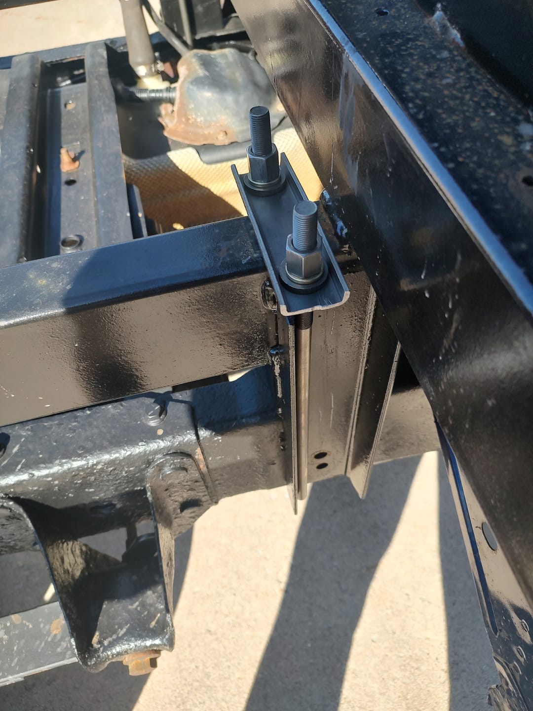 Customer photo review of 1/2 Inch Diameter U-Bolts - Square