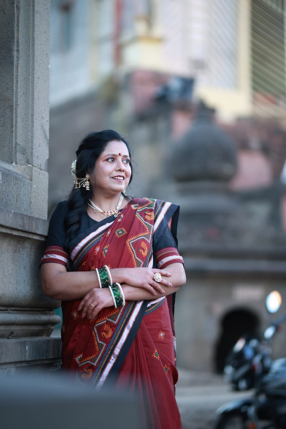 Customer photo review of Rang Mahal ~ Brocade Gadwal Pure Silk Handloom Saree in Serene Yellow (With Silk Mark)