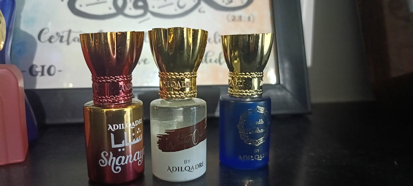 Customer photo review of 3 Pcs Attar Set Shanaya, White Oudh And Oudh Al Hashmi 5.5 Ml Each