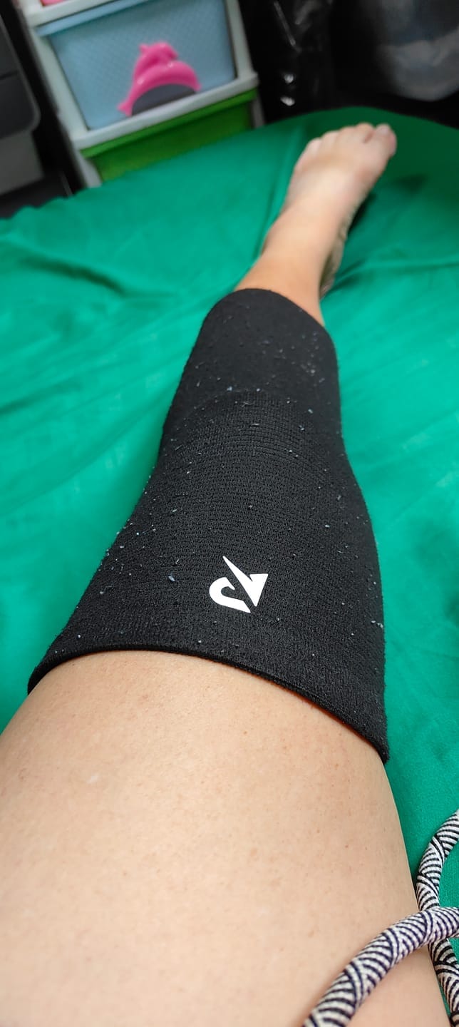 Customer photo review of Recovry™ V2 Kneesleeve
