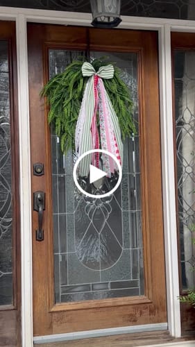 Customer video review of Berry Basket Wreath Ribbon