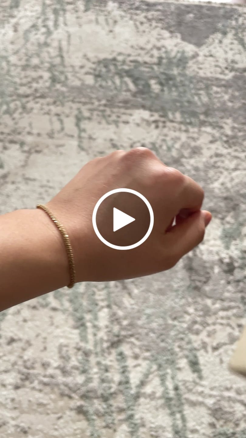 Customer video review of Elise Bracelet
