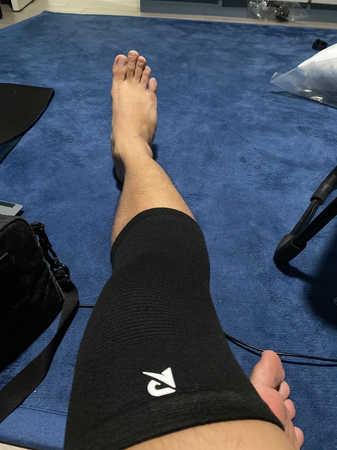 Customer photo review of Recovry™ V2 Kneesleeve
