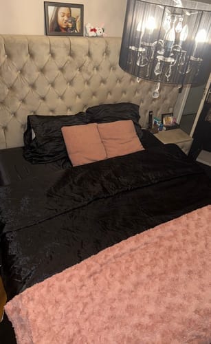 Customer photo review of Matras Hoeslaken Satijn Pandora Black