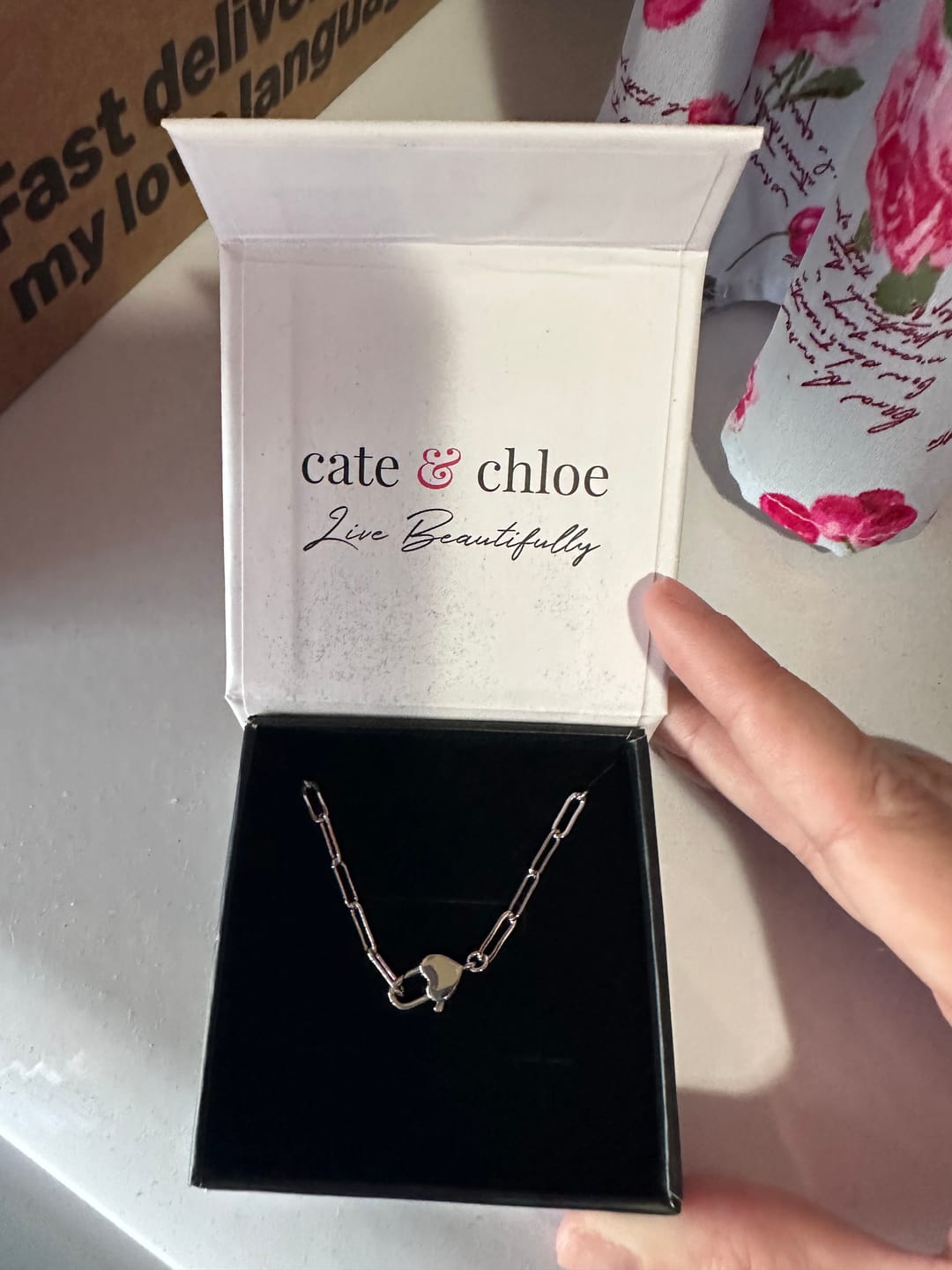 Customer photo review of Tammy 18k White Gold Plated Paperclip Chain Necklace