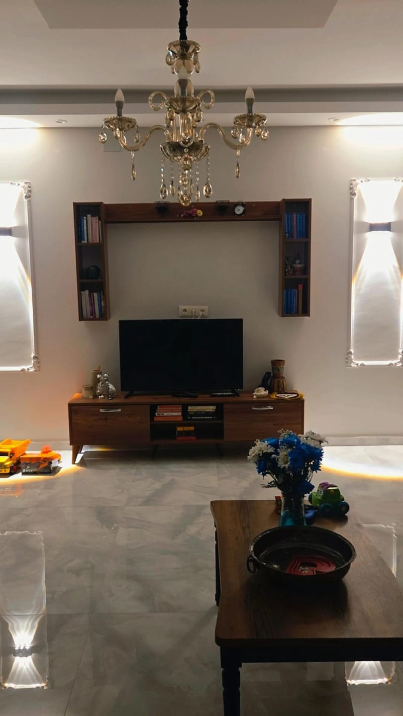 Customer photo review of Rani A9 Duvar Raflı Tv Ünitesi Kitaplıklı Tv Sehpası Duvara Monte Raflı Modern Ayaklı 180 cm Minyatür Ceviz M5