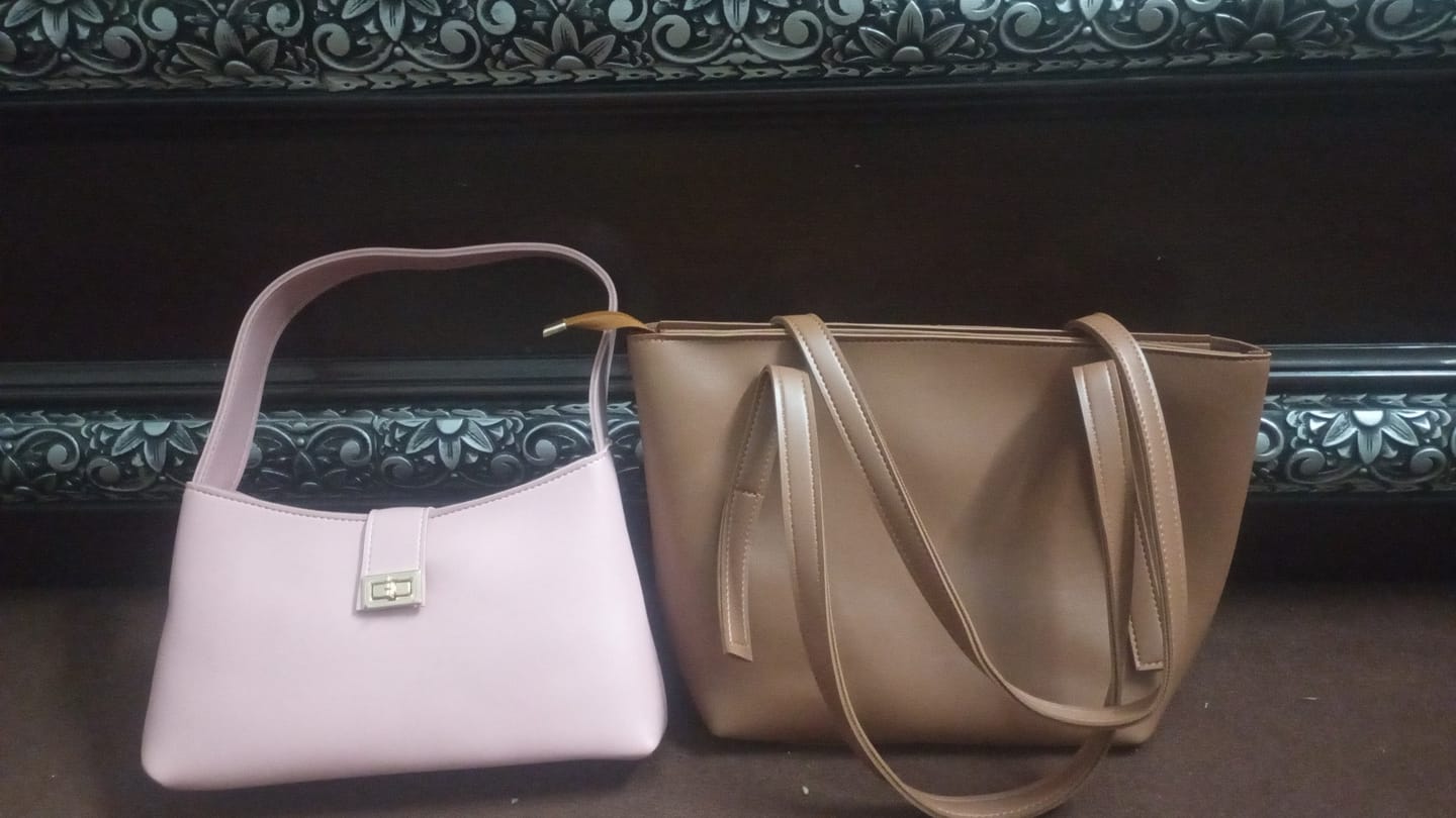 Customer photo review of Blaze 1PC - Mustard Brown