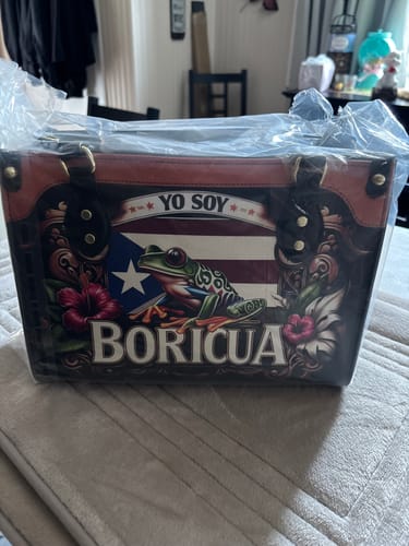 Customer photo review of Yo soy Boricua - Personalized Leather Handbag BOR06