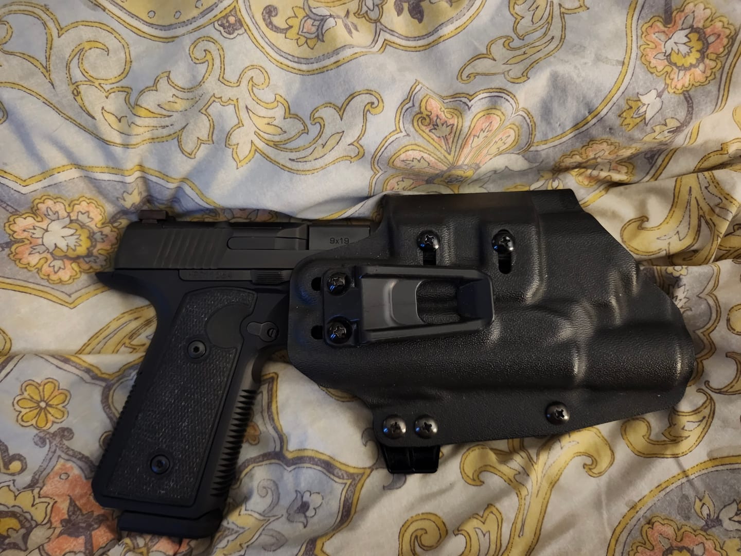 Customer photo review of Universal Light Covert IWB Holster