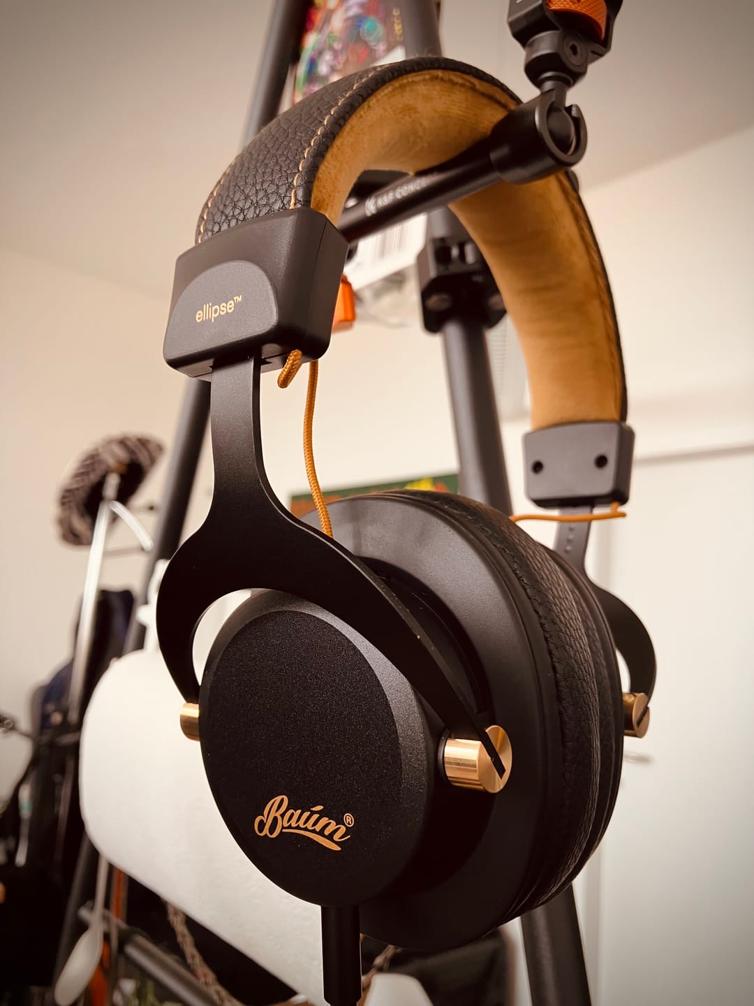 Customer photo review of ellipse studio headphones