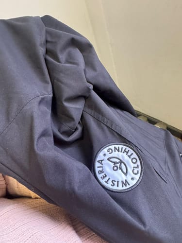 Customer photo review of Chaqueta Impermeable