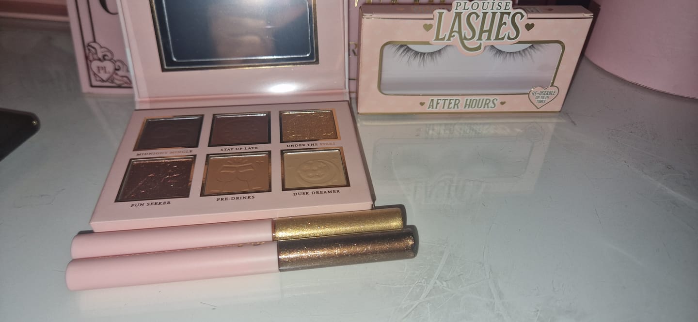 Customer photo review of After Dark - Dusk Diva Makeup Bundle