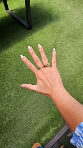 Customer photo review of Anillo Zirconia Con Bisel