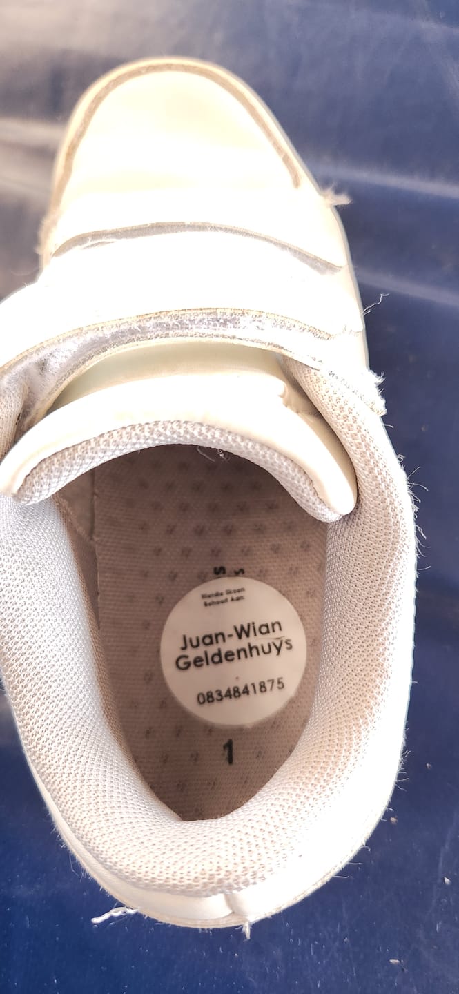 Customer photo review of Shoe Labels