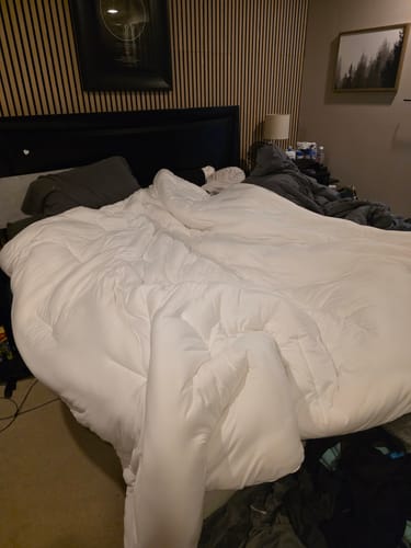 Customer photo review of MarshMellow Comforter