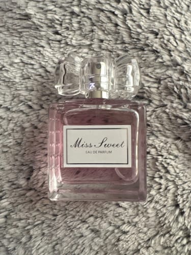 Customer photo review of Zyra Pink Blush Shams