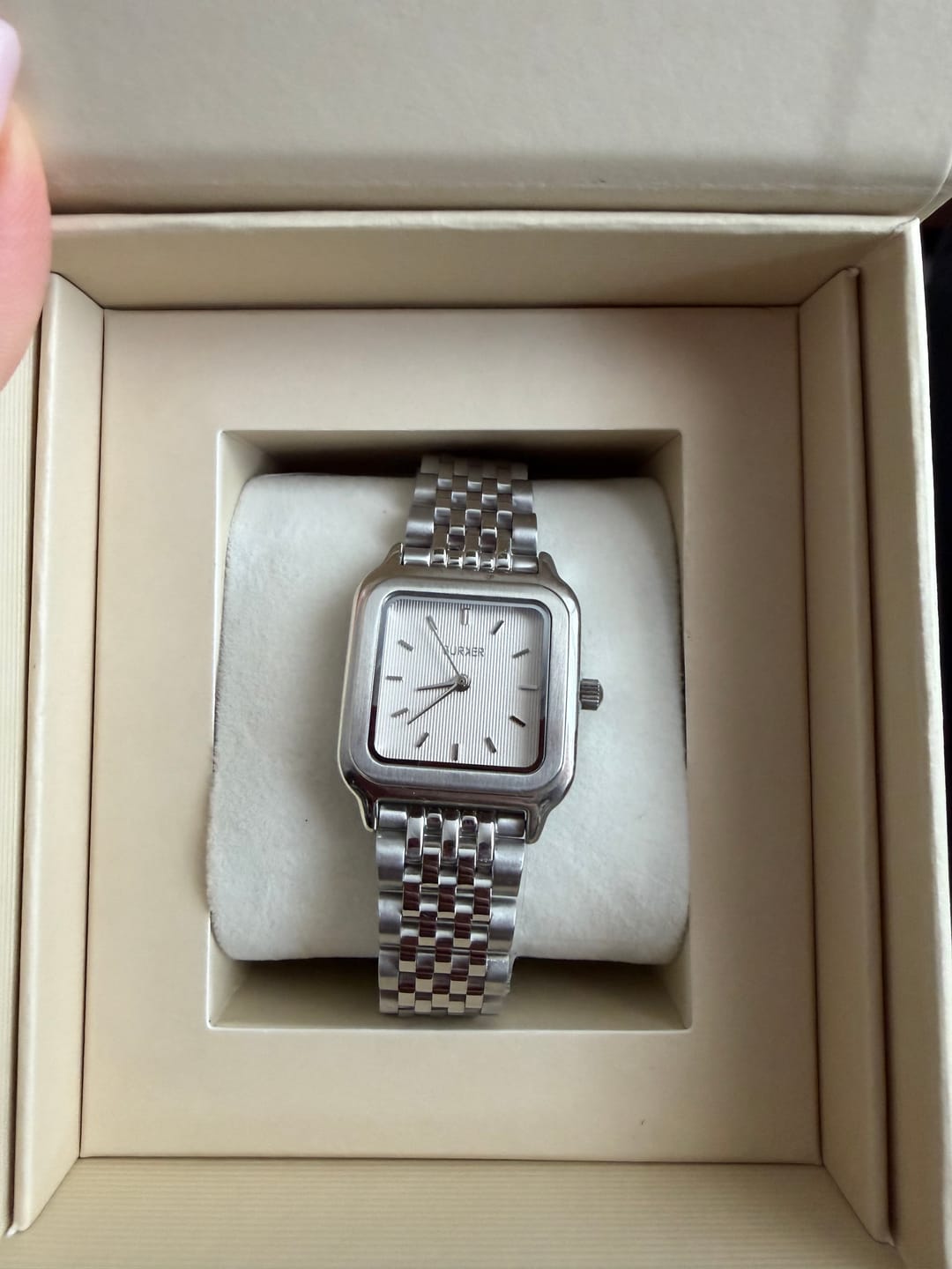 Customer photo review of Macy Silver White