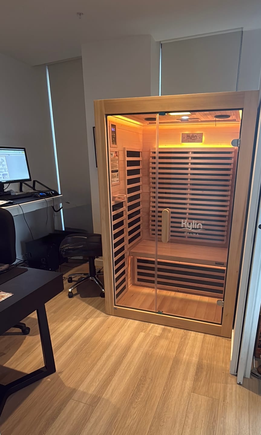 Customer photo review of Kylin Low EMF Carbon Infrared Sauna 2 Person with floor heater H6201-F