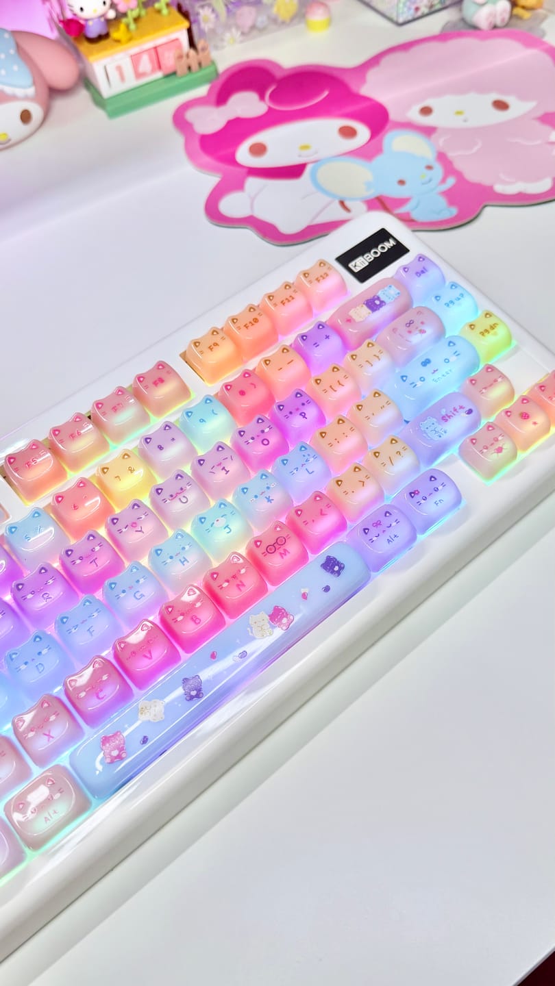 Customer photo review of KiiBOOM Meow Pudding PC Keycap Set