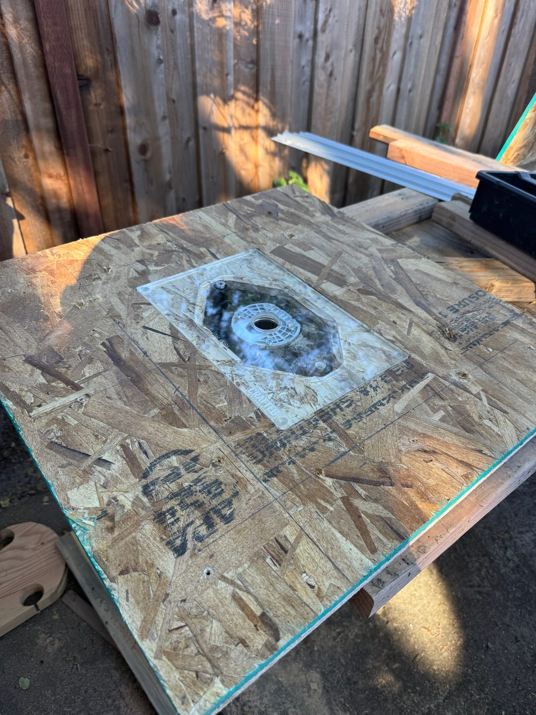 Customer photo review of Swappable Palm/Trim Router Table Plate For Dual Handle Router Base