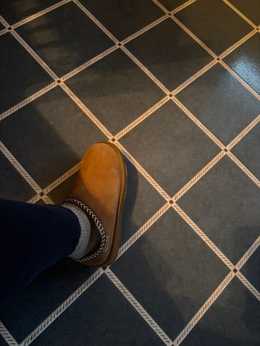 Customer photo review of TABITHA HICKORY