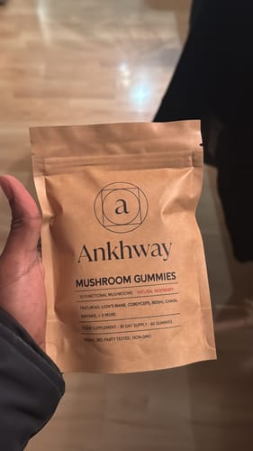 Customer photo review of Mushroom Gummies