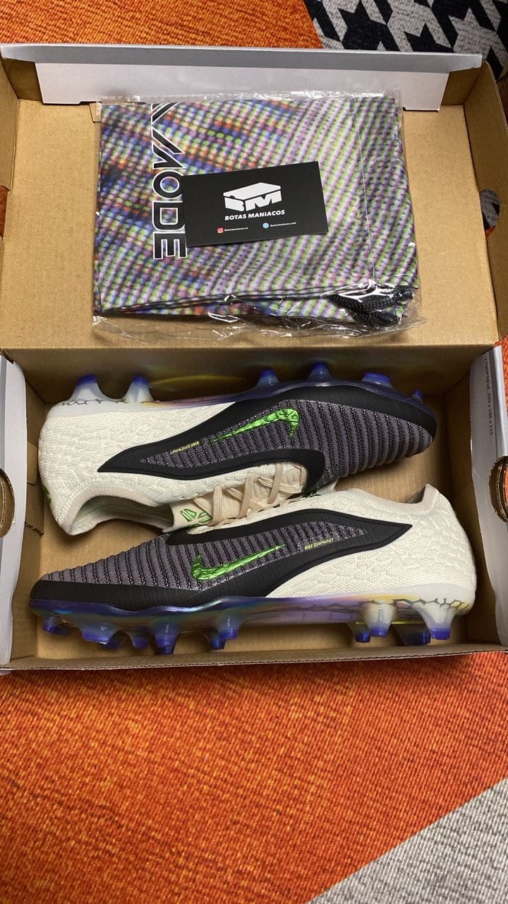 Customer photo review of Nike Phantom 6 Low Elite FG “Black Mamba”