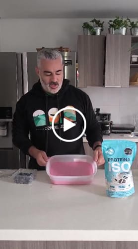 Customer video review of Proteína Aislada ISO - Cookies & Cream