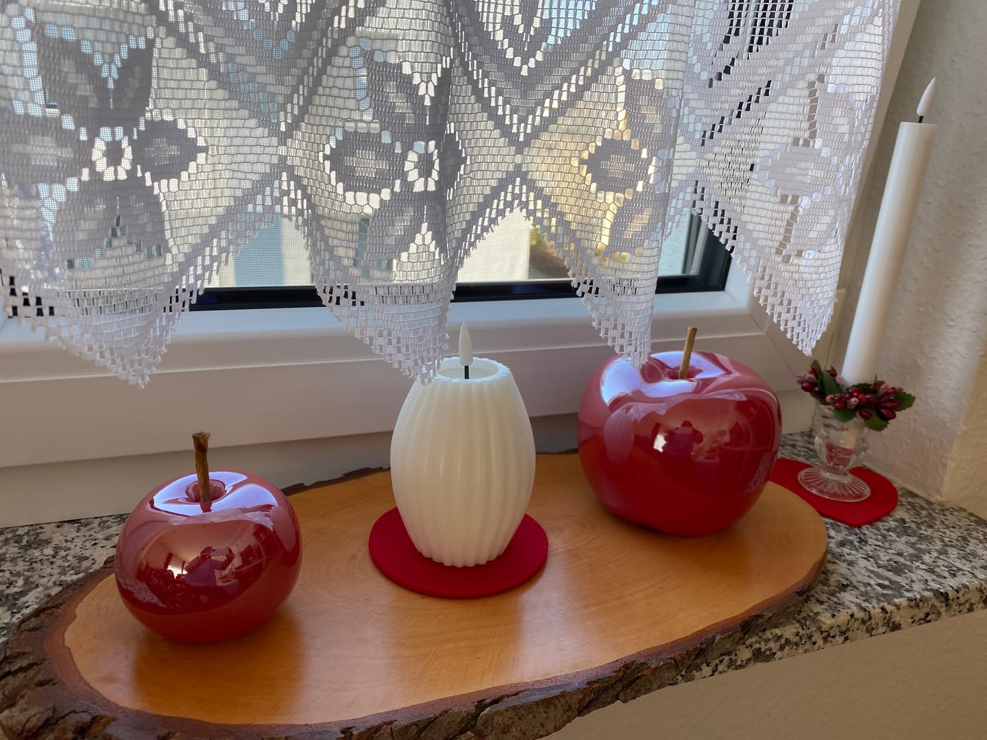 Customer photo review of LED Kronelys 2 stk, Ø 2 x 24 cm Hvid