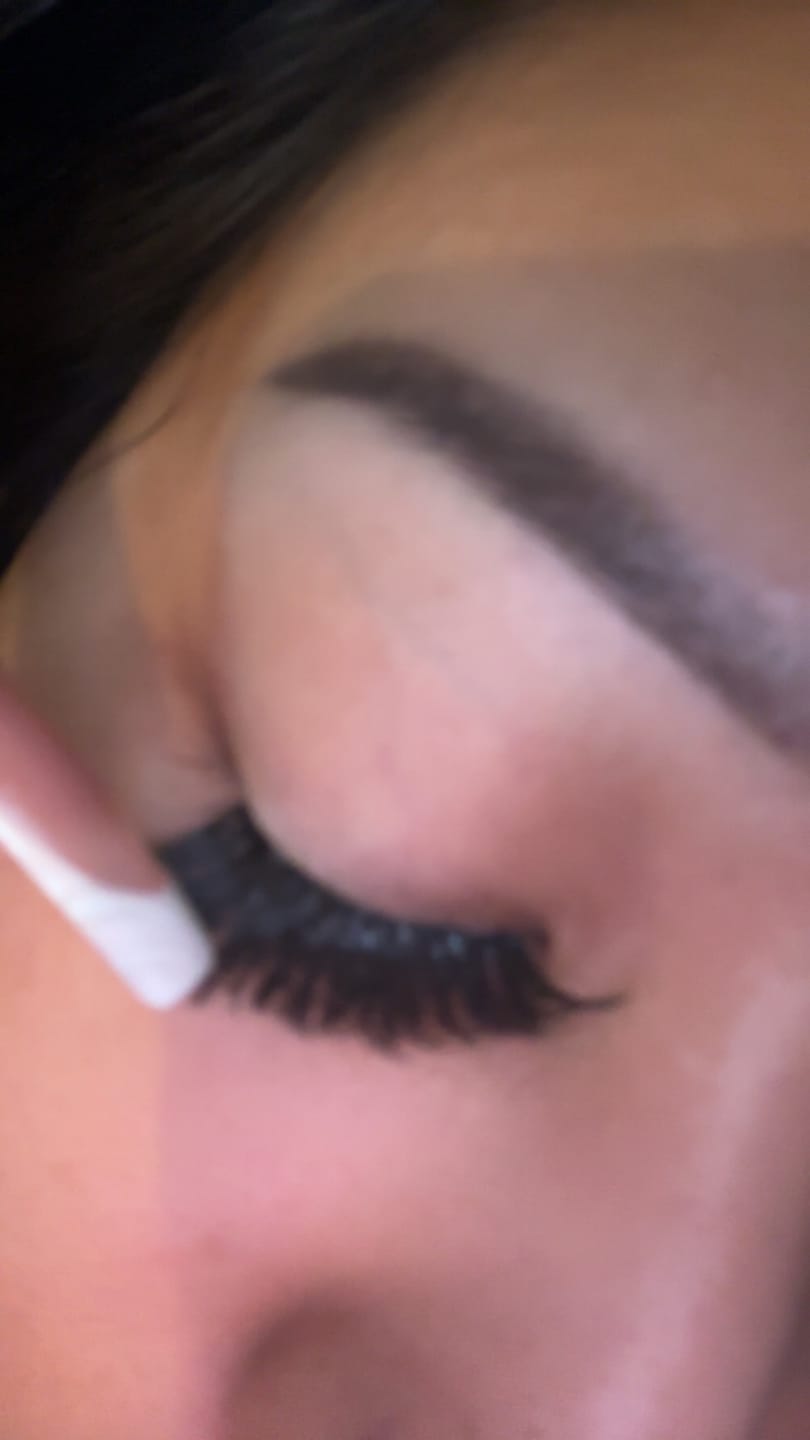 Customer photo review of Svart bond (lím)