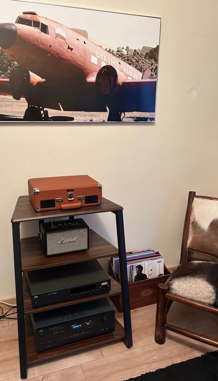 Customer photo review of Eiffel AS07 Record Player Stand