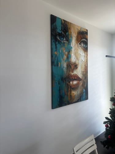 Customer photo review of Occhi azzurri