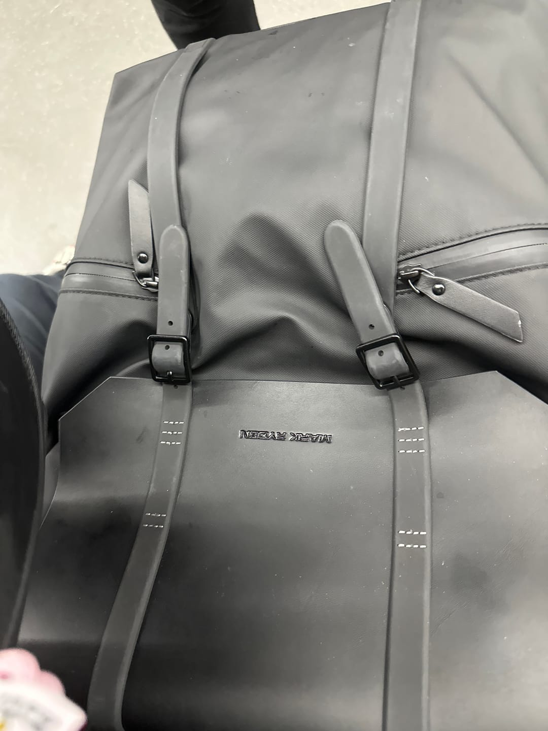 Customer photo review of MUKE II:School Classic Business Work Black Oxford Backpack