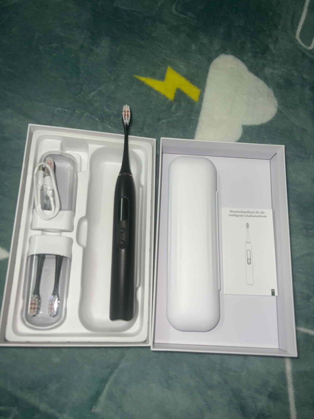 Customer photo review of Oryzom ProSonic V1 – Professional Sonic Deep Clean for Smoother Teeth & Optimal Oral Hygiene