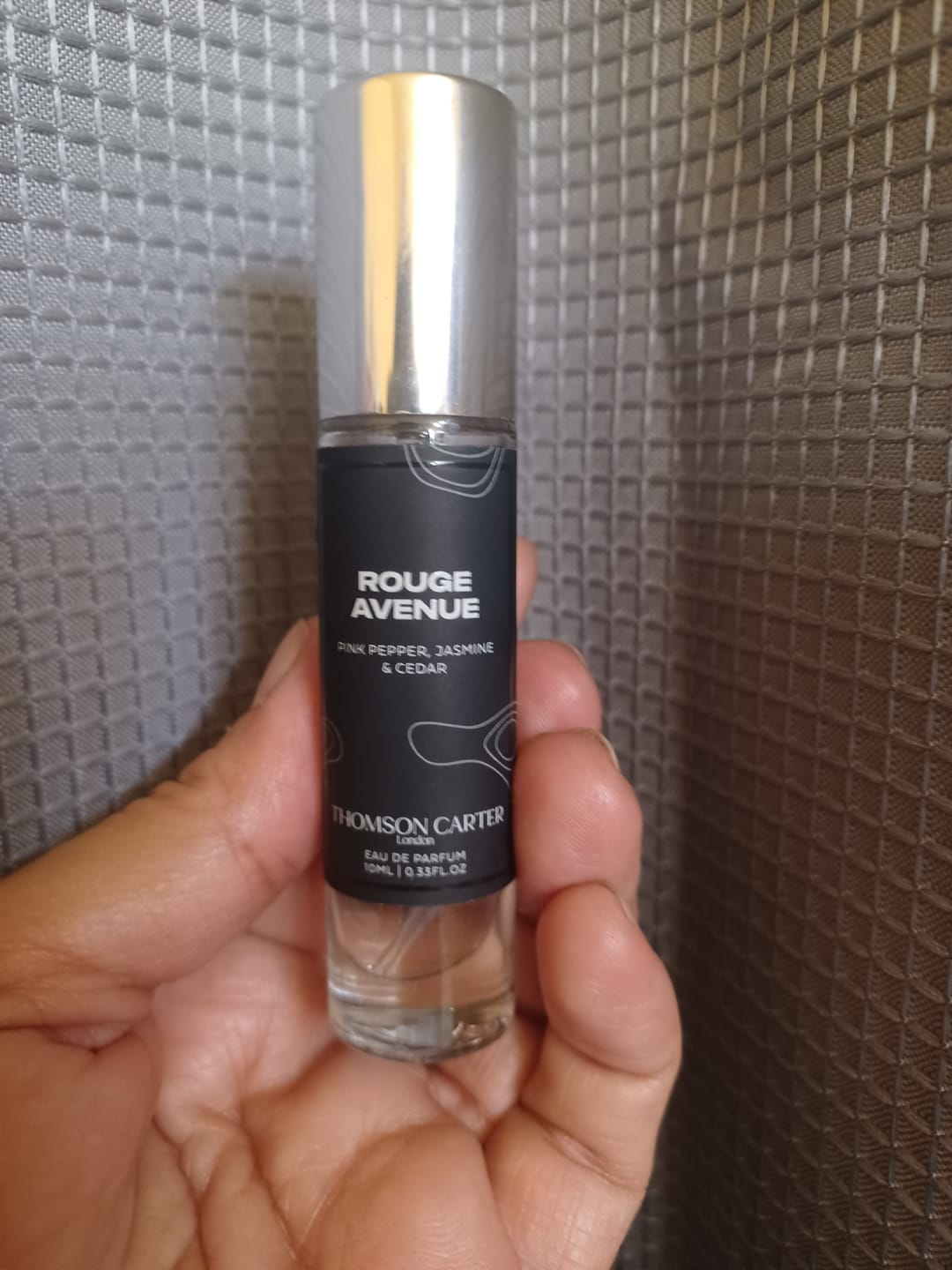 Customer photo review of Rouge Avenue | Eau de Parfum