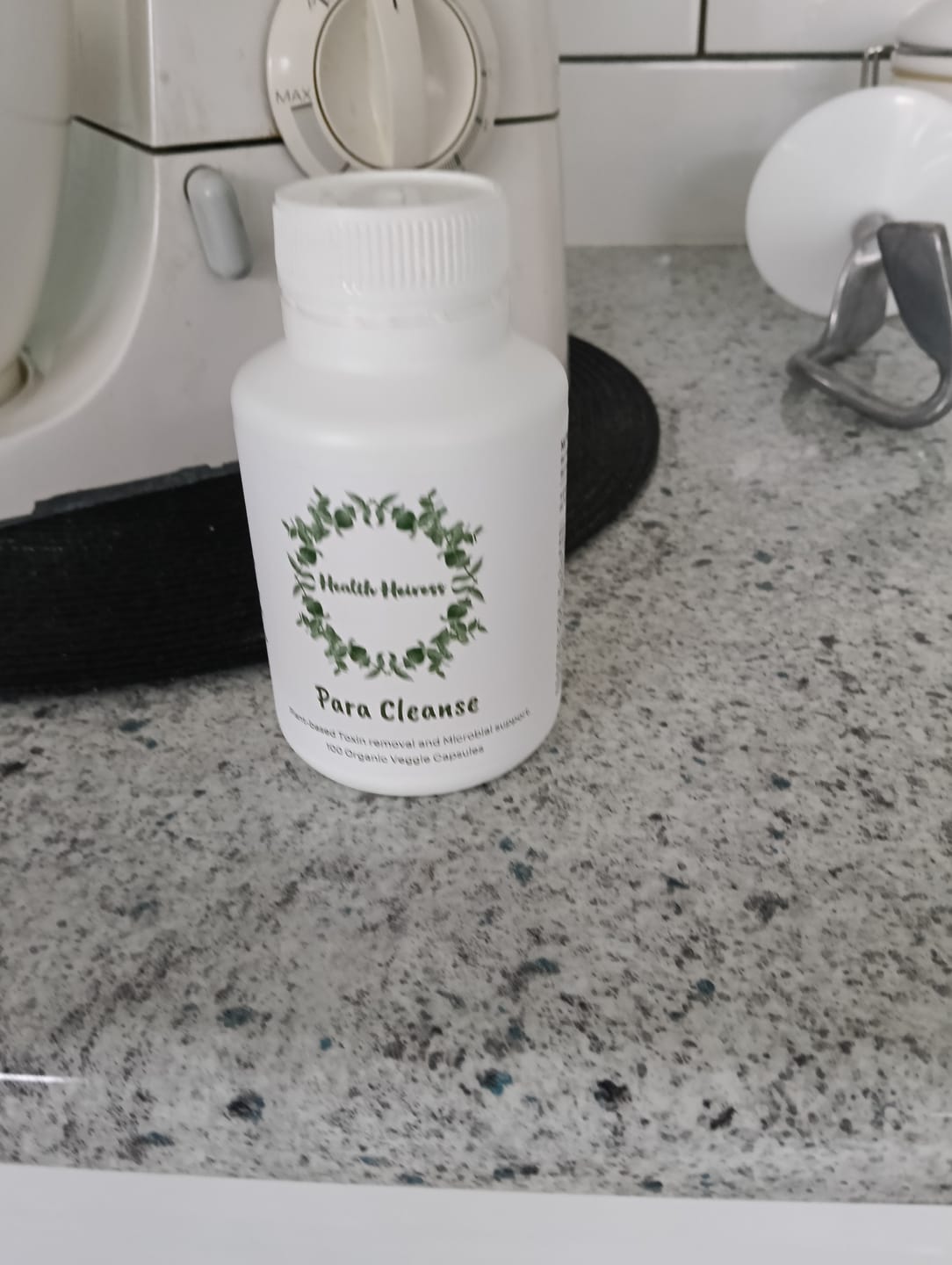 Customer photo review of Para Cleanse Capsules