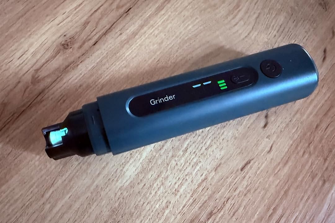 Customer photo review of GrindPaw Pro™ — LED Krallenschleifer für Stressfreie Krallenpflege
