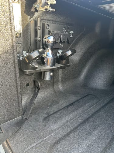 Customer photo review of Hitcholder™ Gooseneck - Dodge/RAM