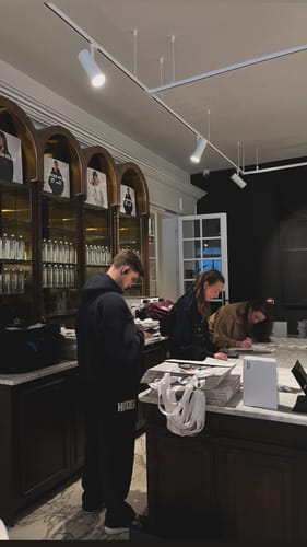 Customer photo review of Hidden Hills Pop-Up | Amsterdam
