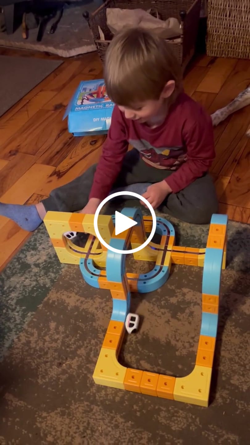 Customer video review of Infinity Racer Magnetic Train