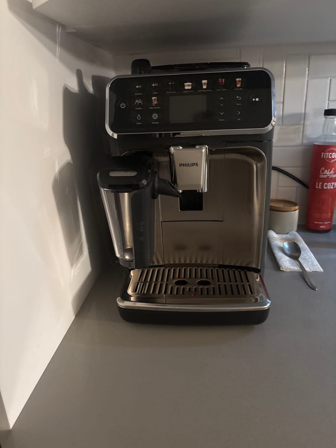 Customer photo review of Philips - Series 5500 LatteGo EP5544/90