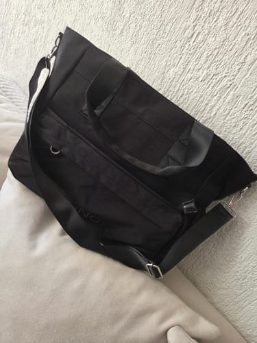 Reseña con foto de un cliente sobre Cartera De Hombro Notebook Urban